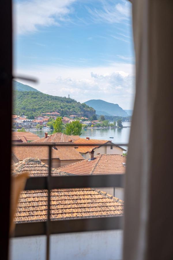 Et Larum Peštani Dış mekan fotoğraf